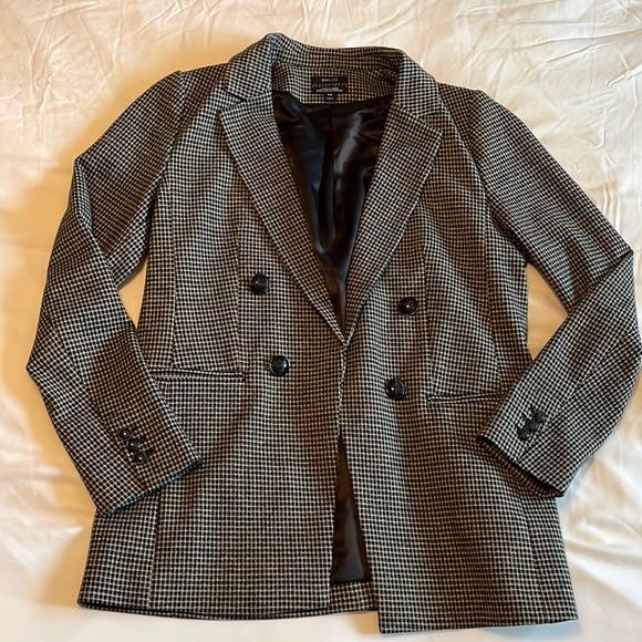 RW&CO Blazer - Picture 1 of 4